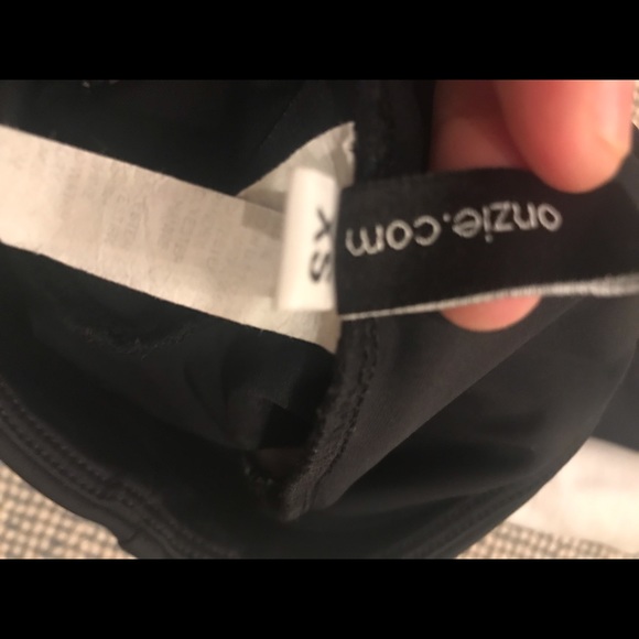 Onzie crop white snake yoga pant - Picture 6 of 6